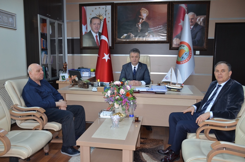 Aydın Ünal’dan Başkan Topaloğlu’na Nezaket Ziyareti.