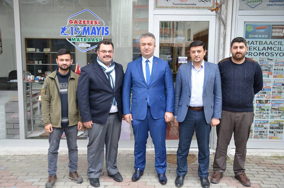 Gazetelere Ziyaret