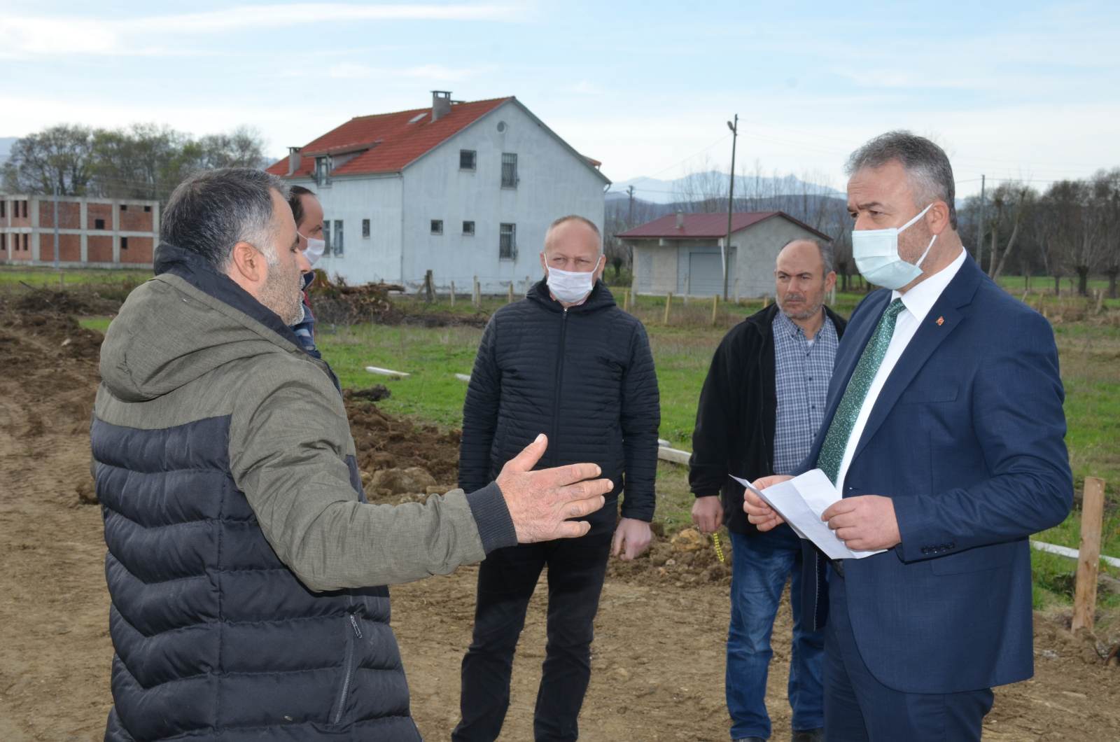 İlçemize Eksiksiz Hizmet Sunabilmek İçin Çalışmalarımızı Sürdüreceğiz.
