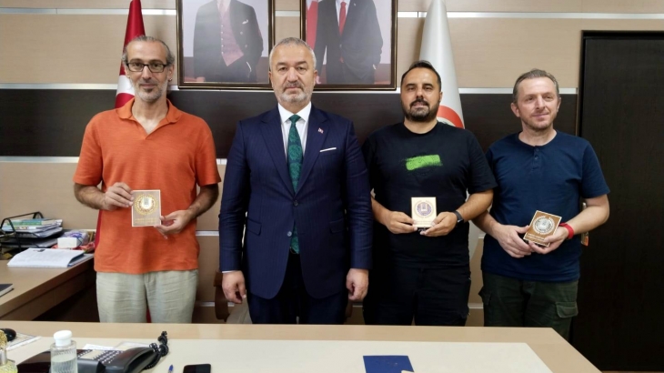 Başkan Topaloğlu Fotoğrafçılar Maratonunda Dereceye Girenlere Ödüllerini Verdi..