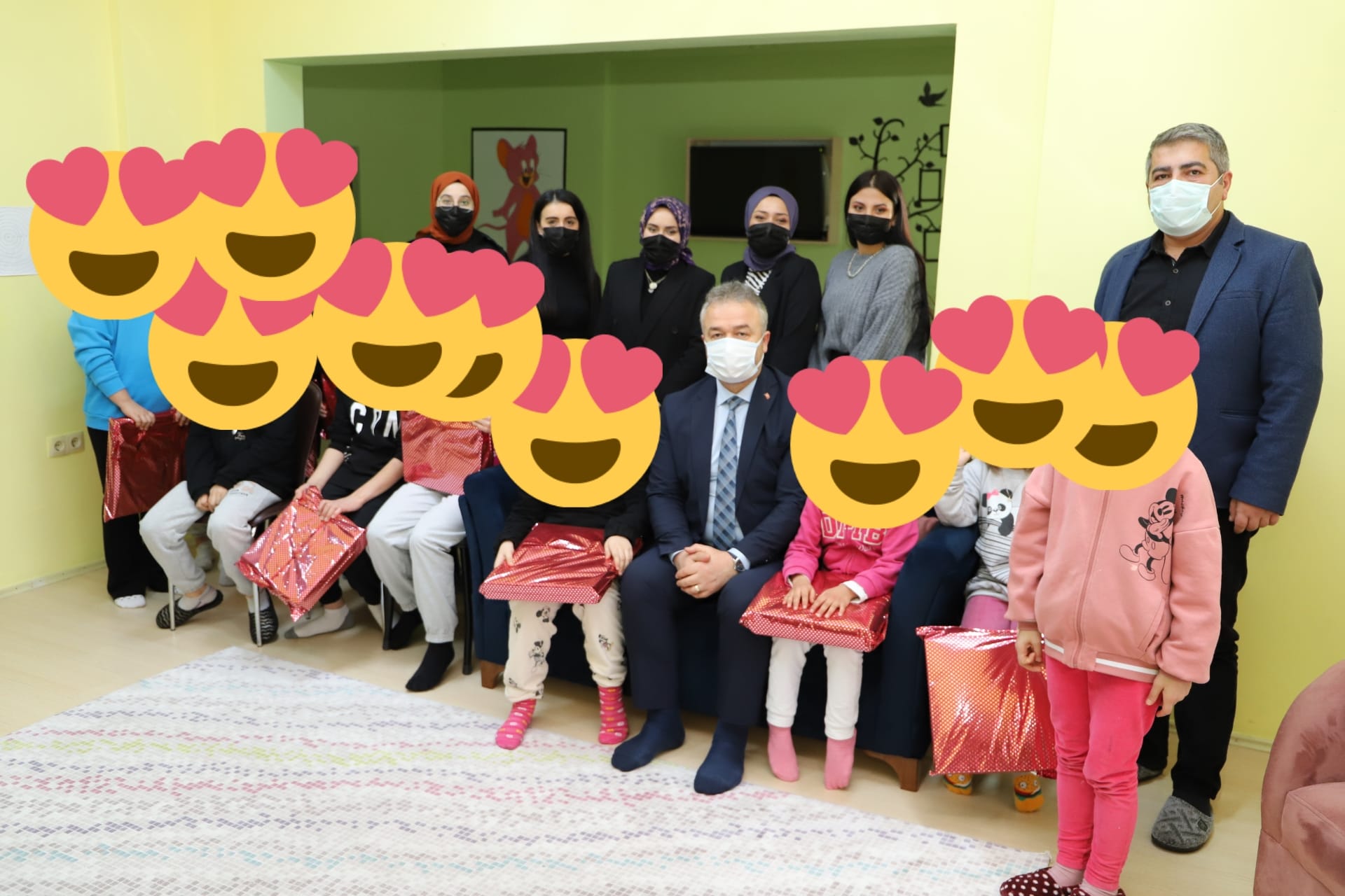 OMÜ’LÜ ÖĞRENCİLERDEN ANLAMLI ETKİNLİK.